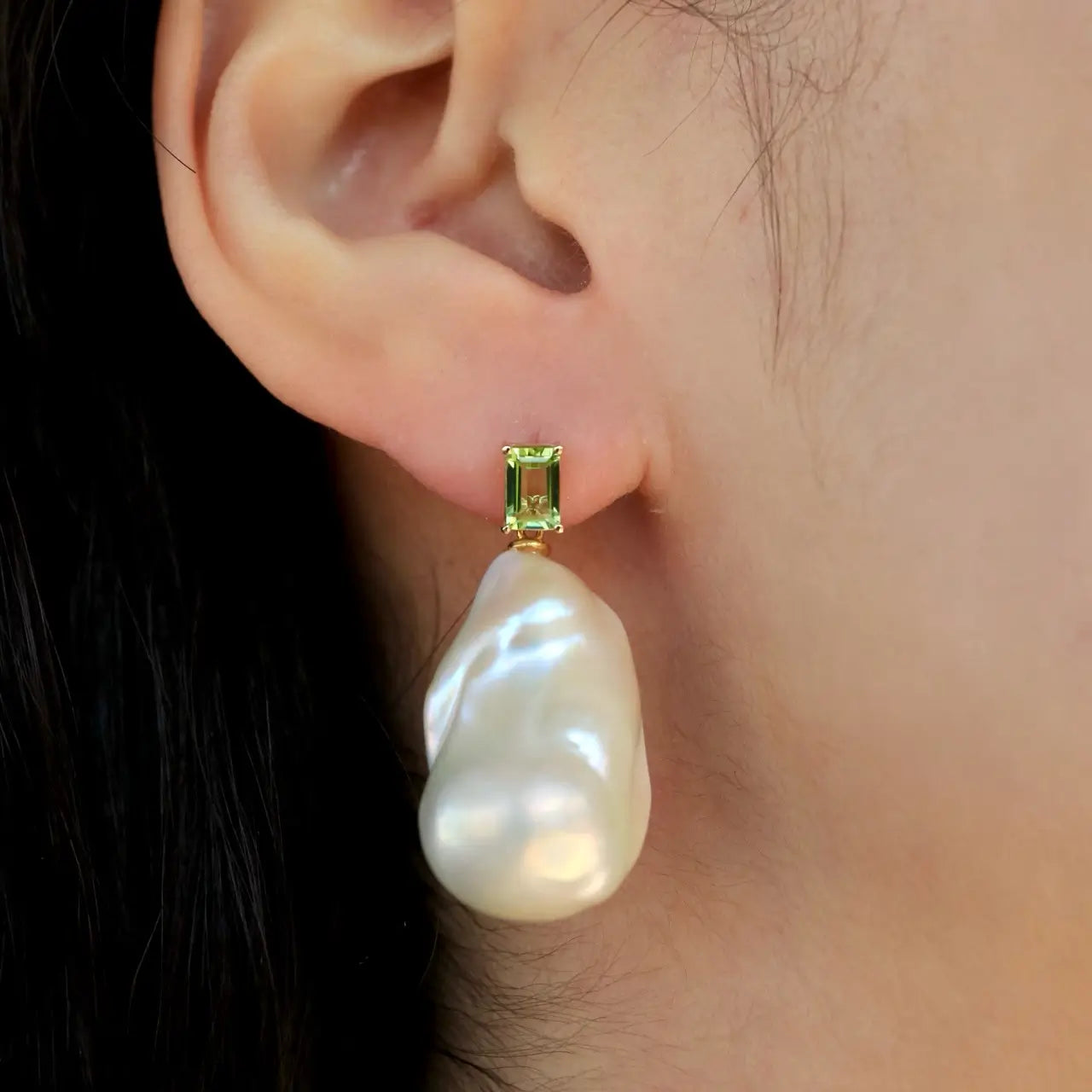 green peridot baroque pearl convertible drop earrings in 14k yellow gold