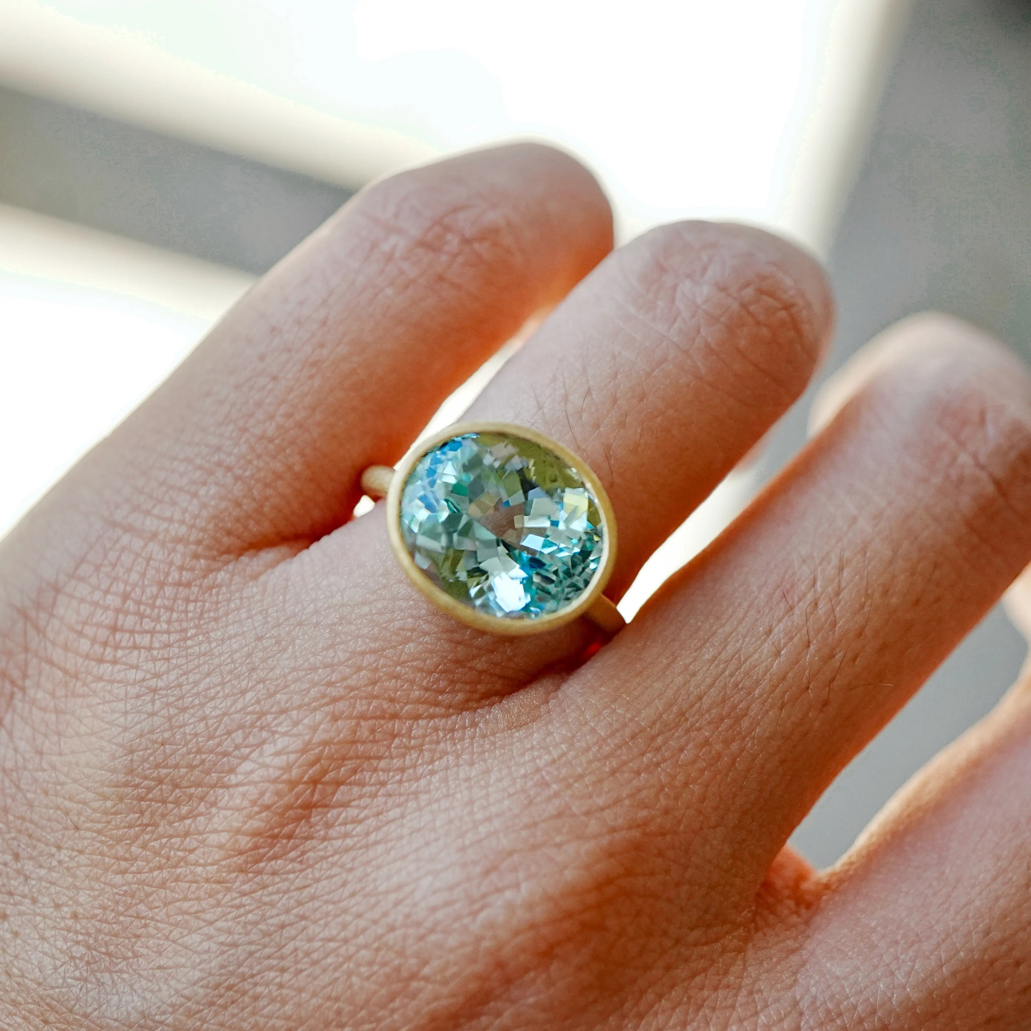Aria Arch Guild Certified Santa Maria Aquamarine East-West Ring - 6.83ct (One-of-a-Kind)