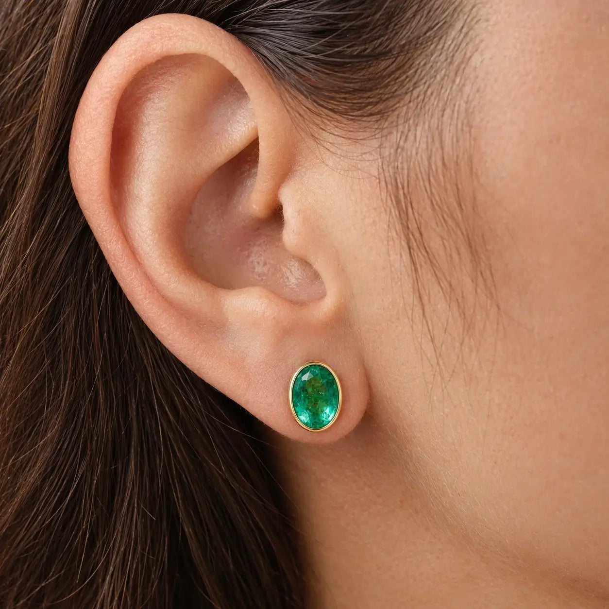 Aria Arch 3.26 ctw Natural Oval Emerald Stud Earrings (One-of-a-Kind)