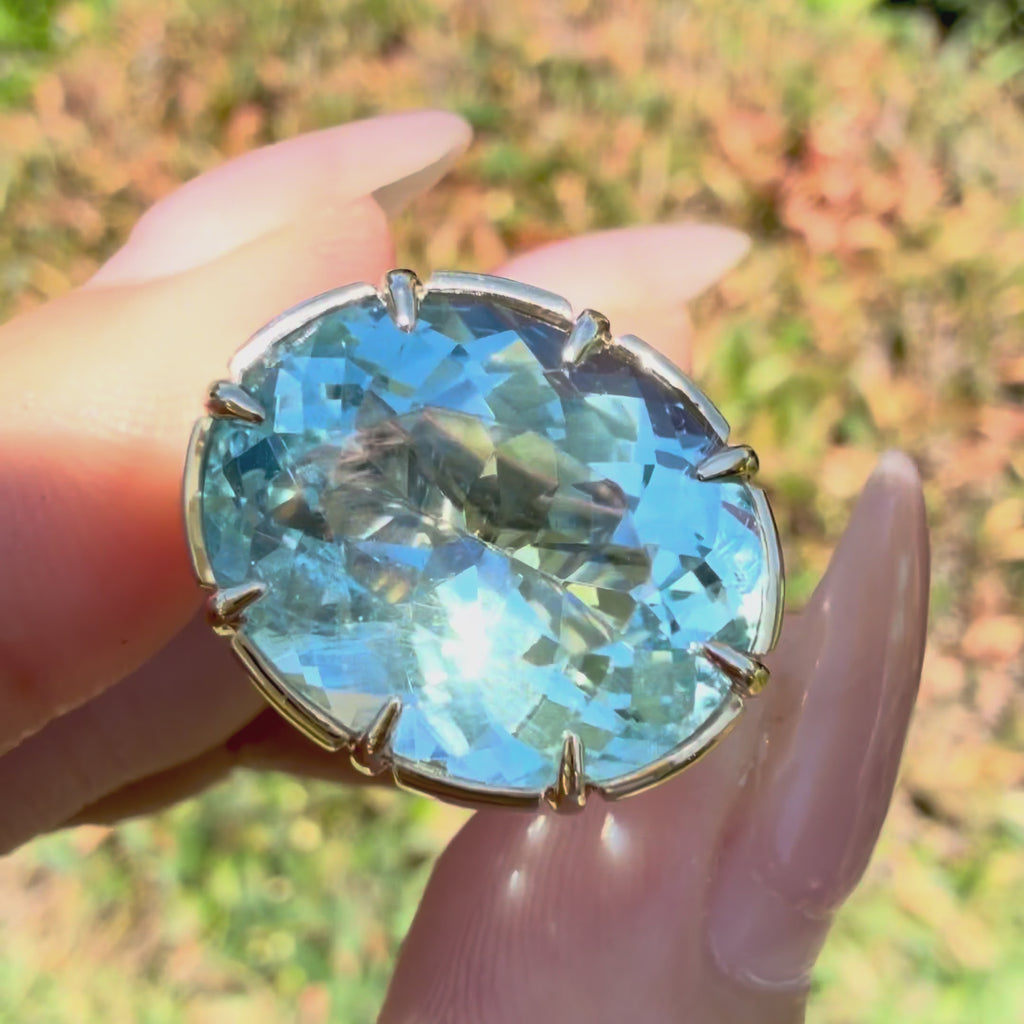 14k yellow gold Aurea AIGS Certified 9.93 ct Santa Maria Aquamarine East-West Ring