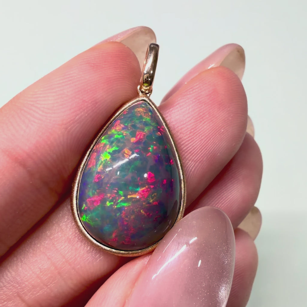 14k yellow gold Vivid Glance 9.37 ctw Natural Black Opal Diamond Lock Paperclip Chain Necklace (One-of-a-Kind)