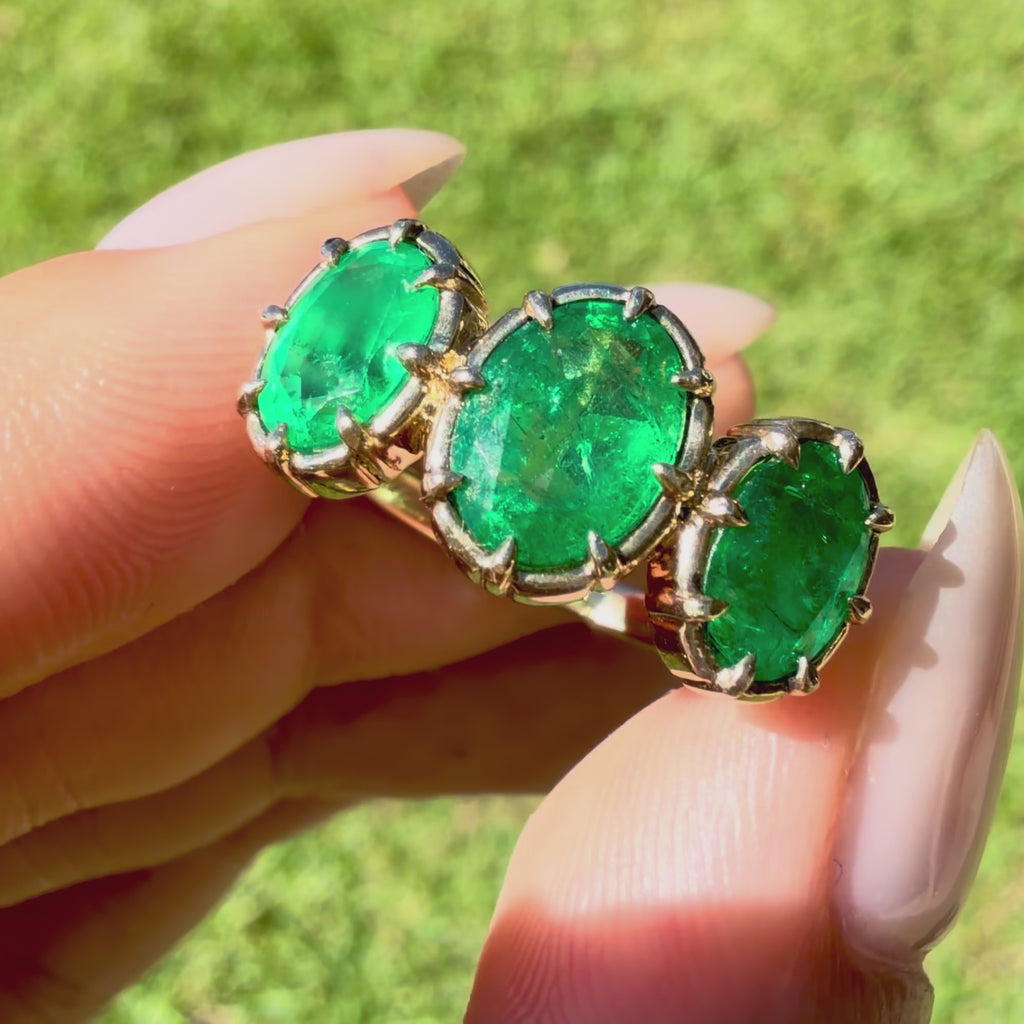kai fine jewelry 14k gold Aurea 2.67 ctw Natural Emerald Three Stone Ring size 7 (One-of-a-Kind)